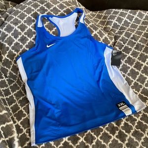 Nike women’s workout tank top sz xxl